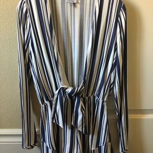 TOBI BLUE AND WHITE STRIPED ROMPER SIZE MEDIUM